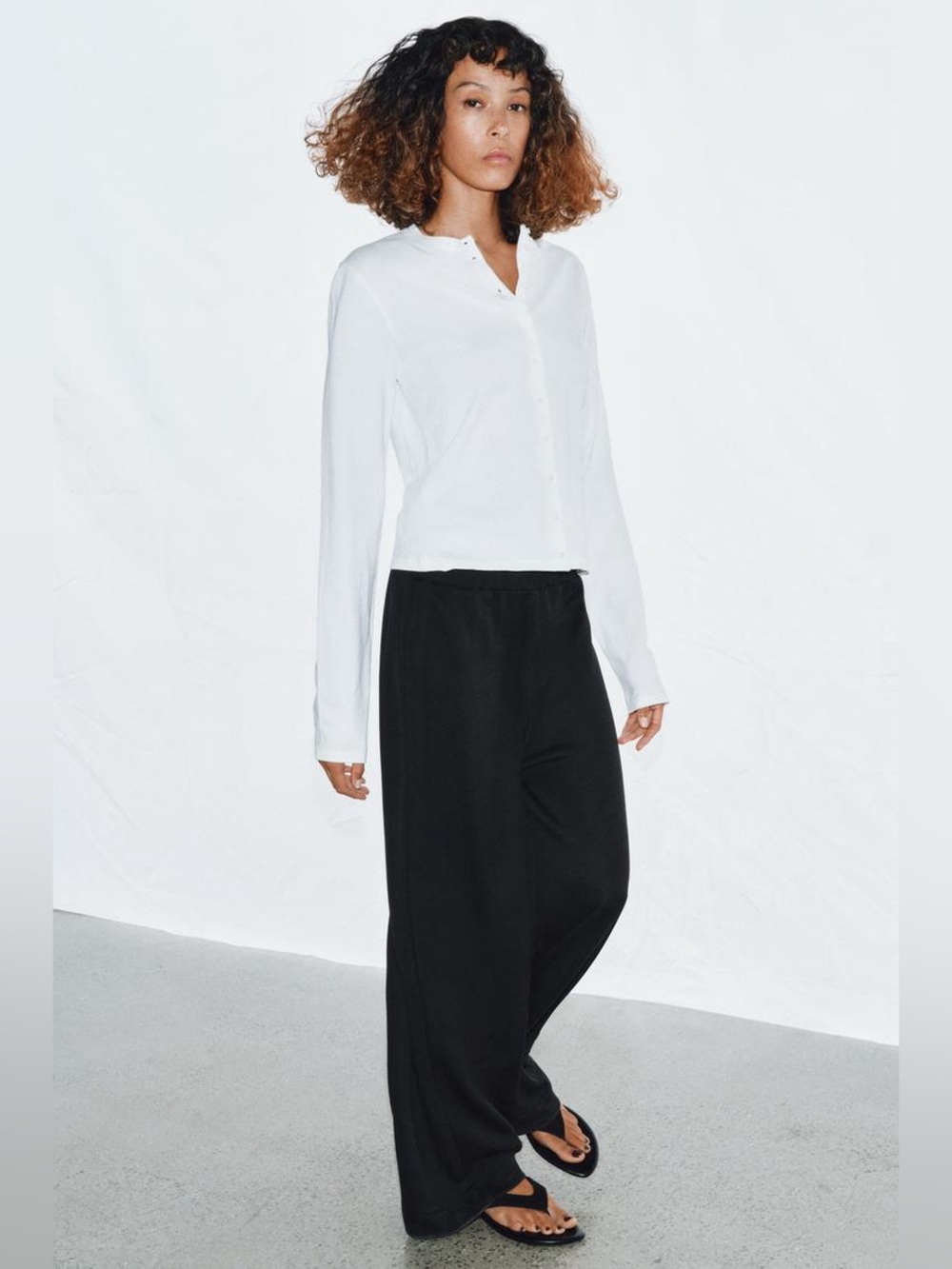 Zara NWOT black Wide leg trousers Size Medium
